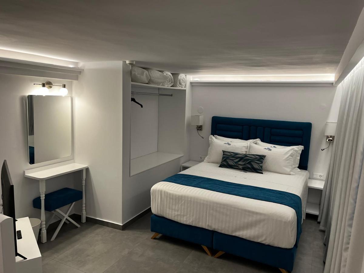 Ocean Blue Suites Ierissos Exteriör bild