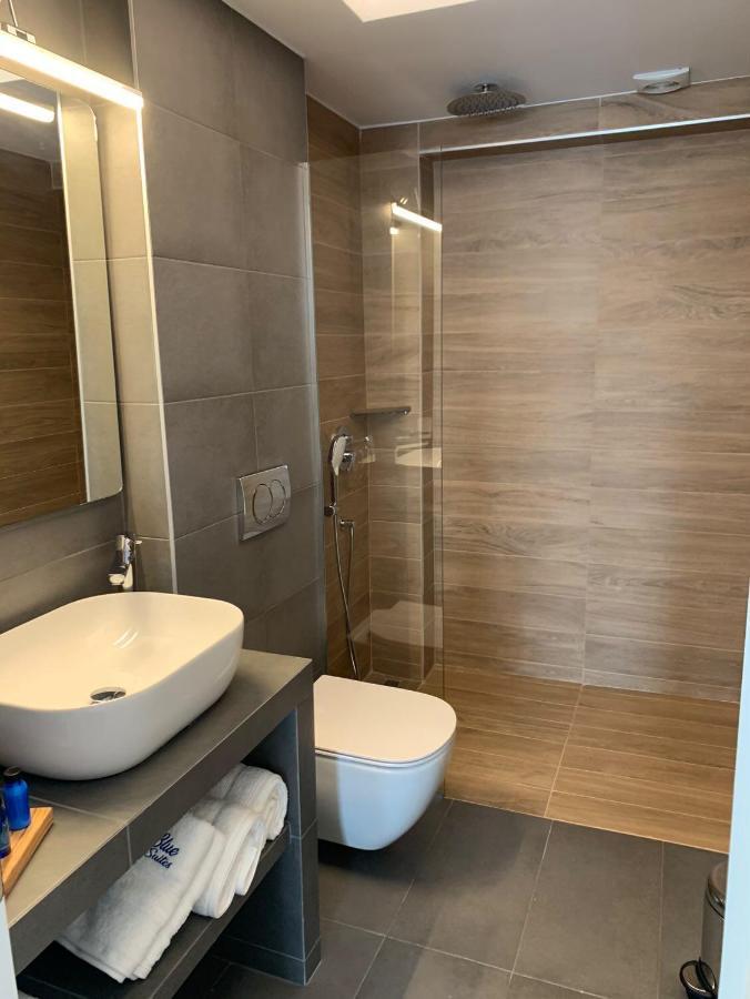 Ocean Blue Suites Ierissos Exteriör bild